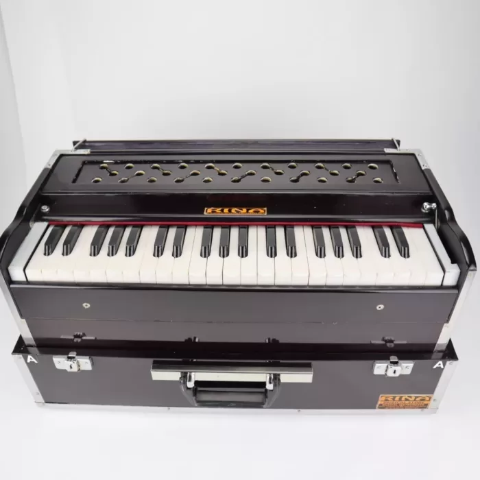 rina harmonium